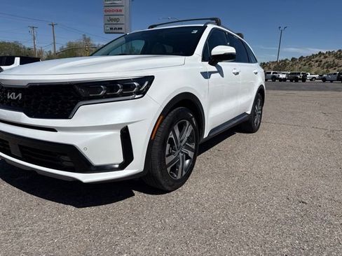 Used 2022 Kia Sorento SX AWD/4WD image 9
