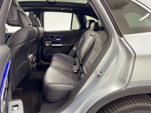 Used 2023 Mercedes-Benz GLC 300 image 25