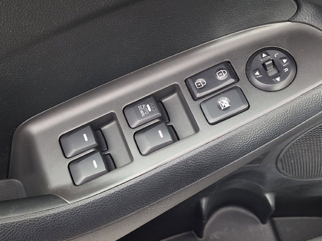 Used 2018 Kia Forte LX FWD image 14