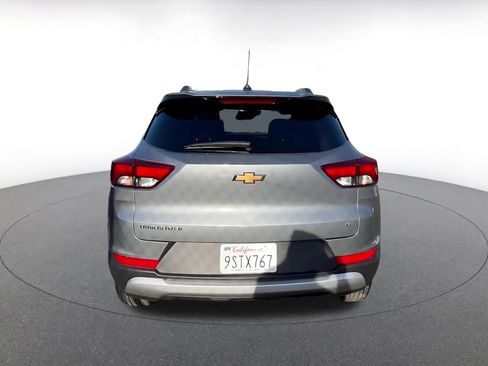 Used 2025 Chevrolet TrailBlazer LT image 12