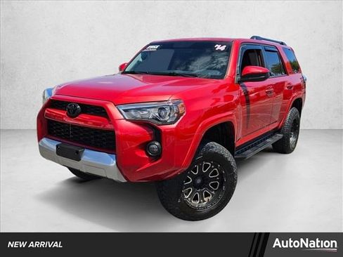 Used 2014 Toyota 4Runner SR5 AWD/4WD image 1
