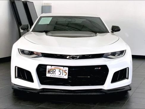 Used 2018 Chevrolet Camaro ZL1 RWD image 3