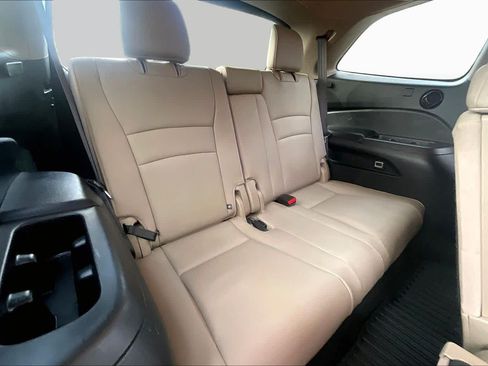 Used 2018 Honda Pilot EX-L image 36