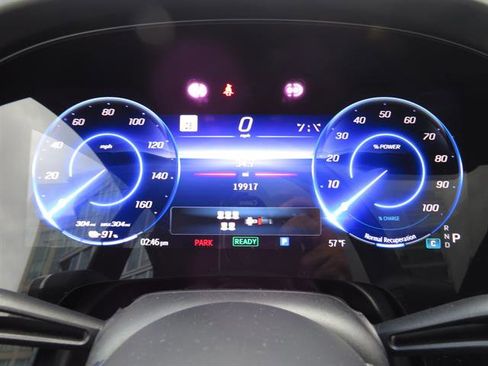 Certified 2023 Mercedes-Benz EQS 580 4MATIC SUV w/ Exclusive Trim Package image 13