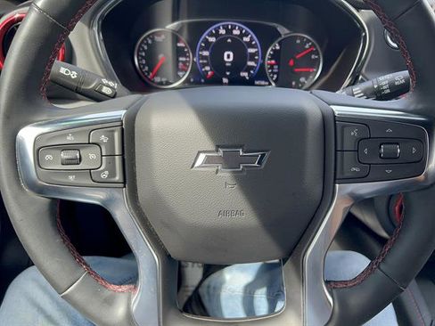 Used 2024 Chevrolet Blazer RS w/ Enhanced Convenience Package image 28