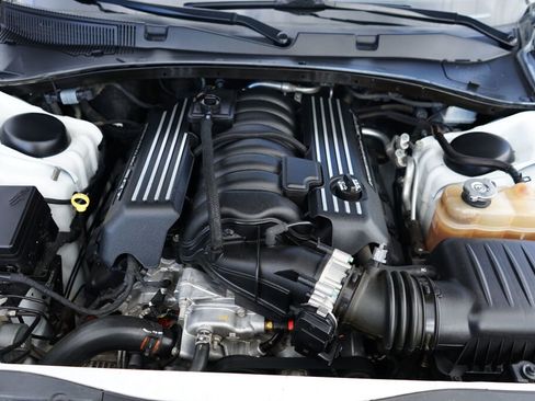 Used 2020 Dodge Charger Scat Pack w/ Navigation & Travel Group image 9