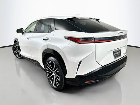 Used 2024 Lexus RZ 450e Premium w/ Technology Package AWD/4WD image 5