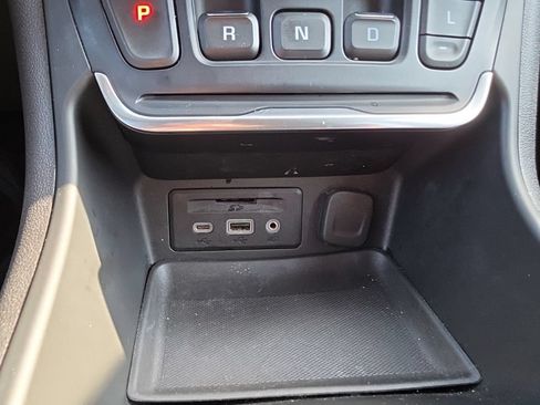 Used 2021 GMC Terrain SLT w/ Elevation Edition FWD image 10