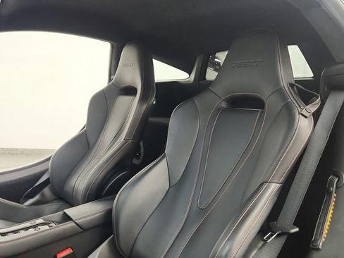 Used 2012 McLaren MP4-12C Coupe RWD image 35
