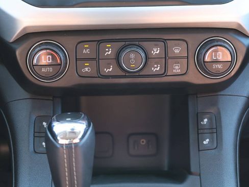 Used 2019 GMC Acadia SLE w/ Driver Alert Package I FWD image 22