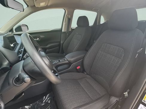 Used 2026 Honda HR-V LX image 9