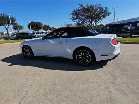 Used 2023 Ford Mustang Premium image 6