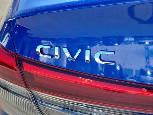 Used 2023 Honda Civic LX image 28