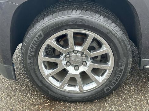 Certified 2016 GMC Yukon XL Denali w/ Open Road Package image 9