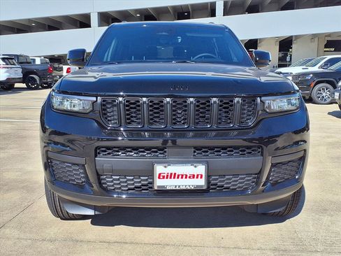 New 2025 Jeep Grand Cherokee L Altitude RWD image 15