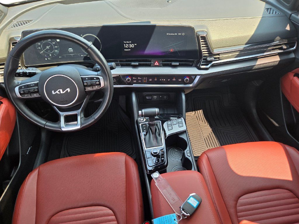 Certified 2025 Kia Sportage SX FWD image 20