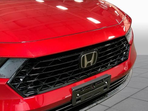 Used 2023 Honda Accord Sport image 30