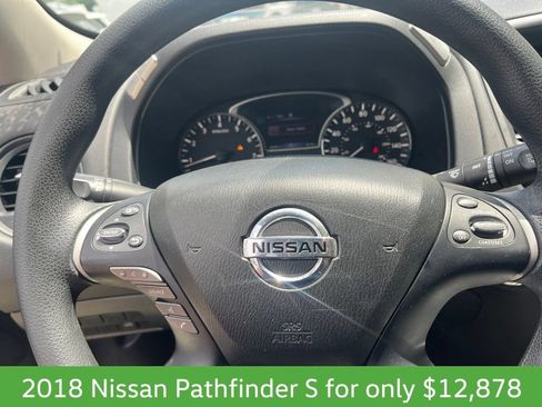 Used 2018 Nissan Pathfinder S AWD/4WD image 15