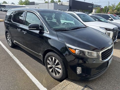 Used 2018 Kia Sedona SX FWD image 5