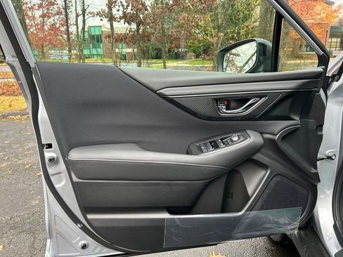 New 2025 Subaru Outback Premium image 8