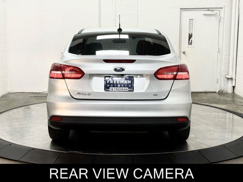 Used 2016 Ford Focus SE FWD image 7