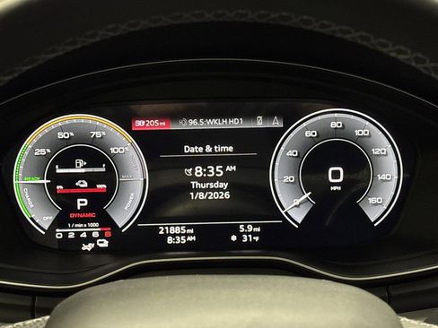 Used 2023 Audi Q5 e Prestige w/ Prestige Package image 19