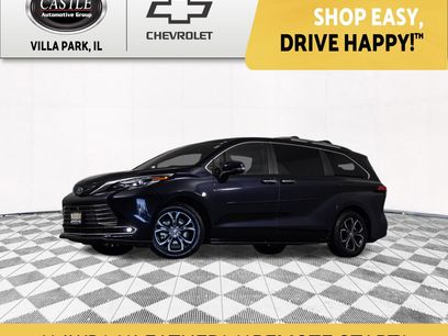 Used 2025 Toyota Sienna Platinum