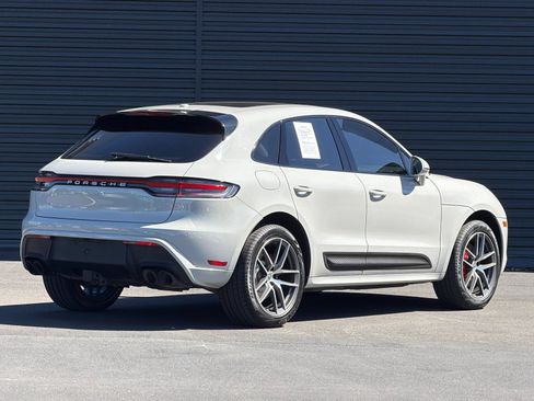 Certified 2023 Porsche Macan S AWD/4WD image 9
