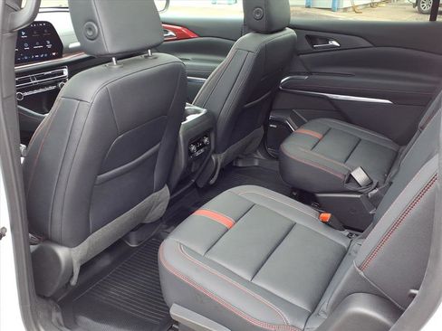 Used 2024 Chevrolet Traverse RS w/ LPO, Floor Liner Package image 13