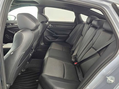 Used 2022 Honda Accord Sport image 16
