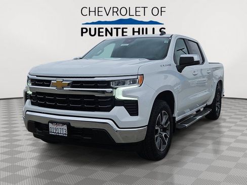 Used 2022 Chevrolet Silverado 1500 LT RWD image 1
