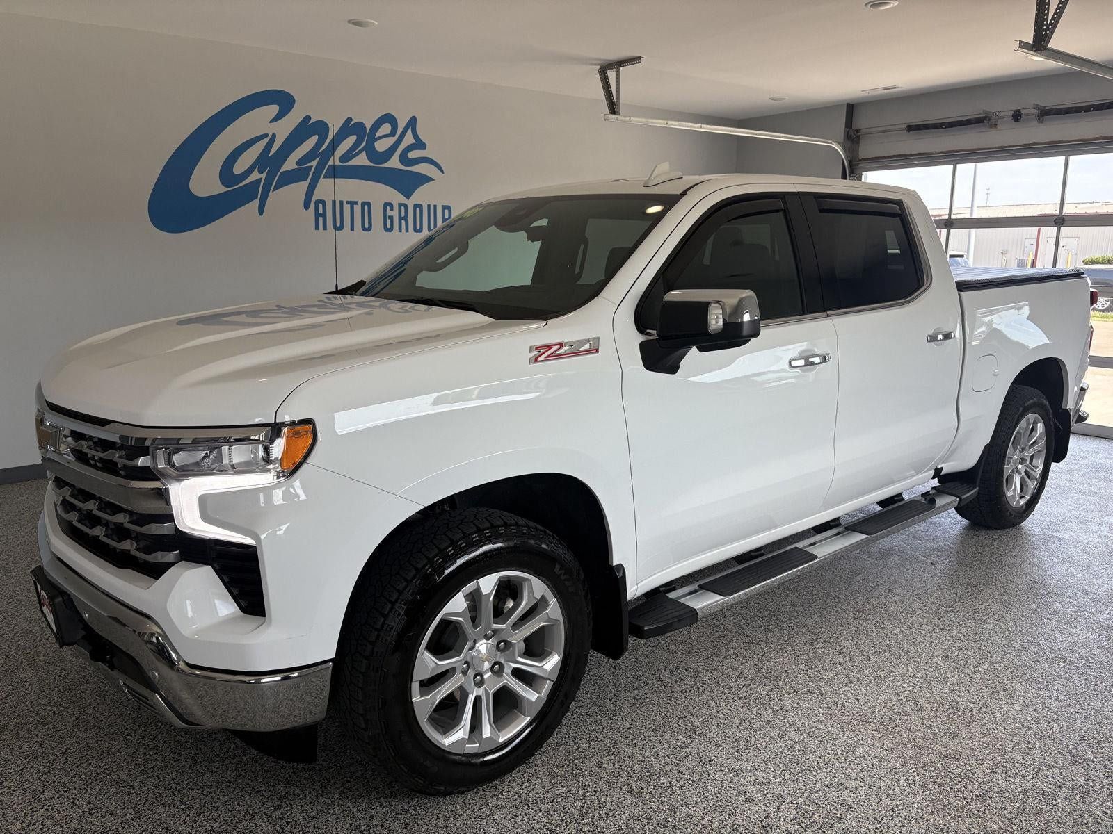 Used 2023 Chevrolet Silverado 1500 LTZ AWD/4WD image 1