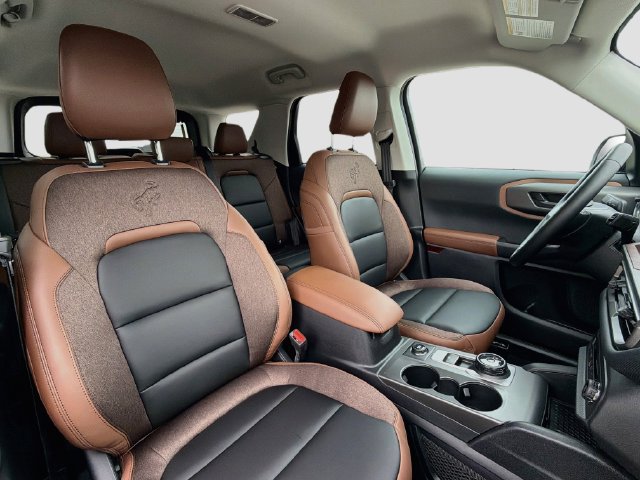 New 2026 Ford Bronco Sport Outer Banks w/ Outer Banks Tech Package+ AWD/4WD image 19