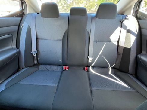 Used 2025 Nissan Versa SV FWD image 37