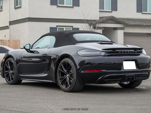 Used 2025 Porsche 718 Boxster image 20
