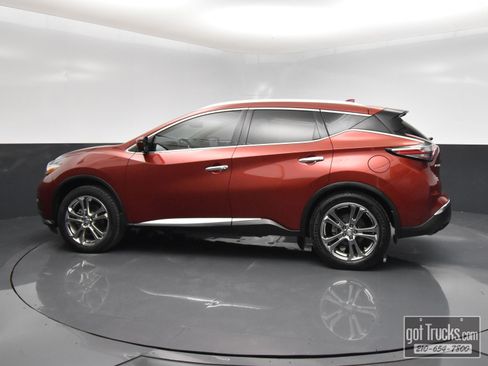 Used 2016 Nissan Murano Platinum w/ Platinum Technology Package FWD image 3