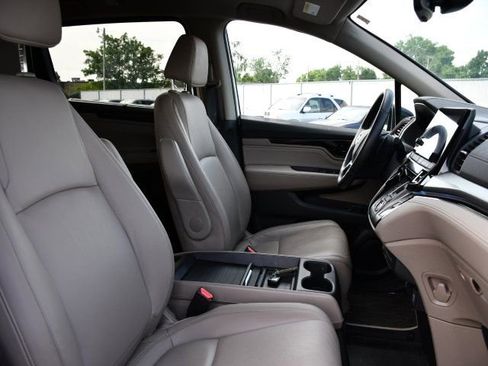 Certified 2024 Honda Odyssey Touring image 33