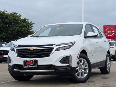 Used 2023 Chevrolet Equinox LT AWD/4WD image 2