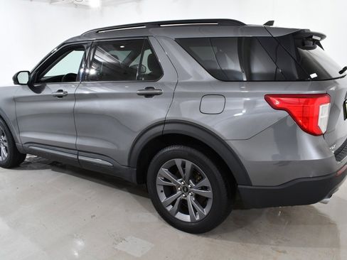 Used 2022 Ford Explorer XLT w/ Equipment Group 202A image 15