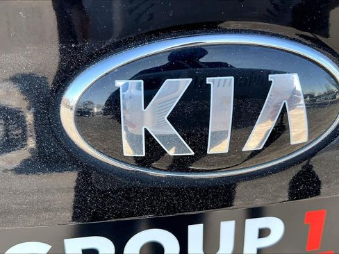 Used 2016 Kia Forte EX image 10