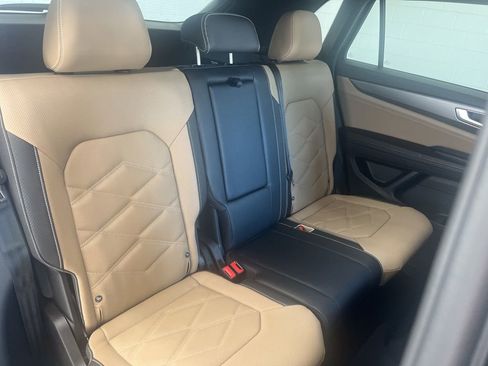 New 2026 Volkswagen Atlas Cross Sport SE AWD/4WD image 35