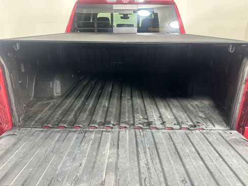 Used 2021 Chevrolet Silverado 1500 High Country w/ Technology Package AWD/4WD image 6