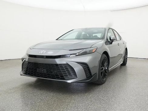 New 2026 Toyota Camry SE image 32