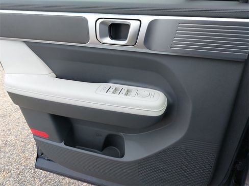 Used 2025 Hyundai Santa Fe SEL image 27