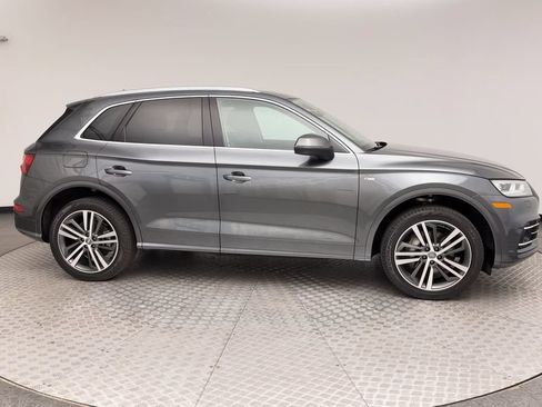 Used 2020 Audi Q5 e Premium Plus w/ Premium Plus Package AWD/4WD image 9