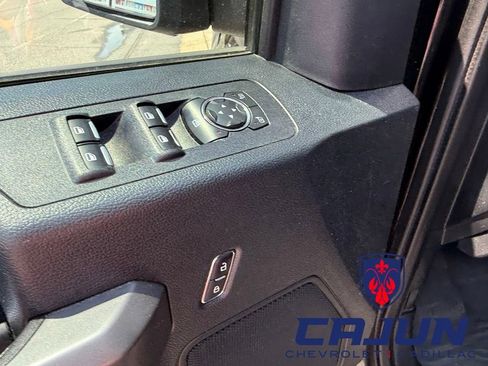 Used 2019 Ford F150 XLT w/ Equipment Group 302A Luxury AWD/4WD image 9