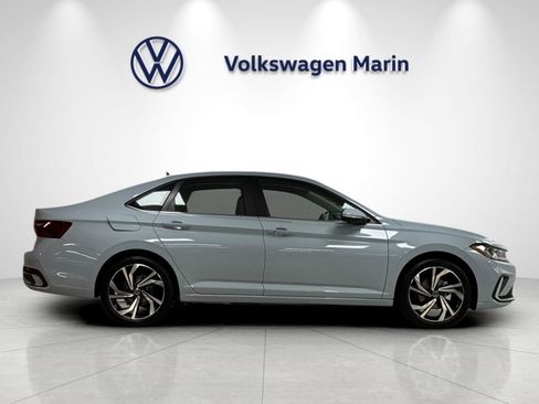New 2026 Volkswagen Jetta SEL FWD image 6