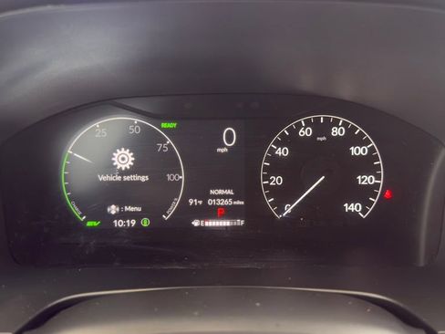 Used 2025 Honda CR-V Sport image 24