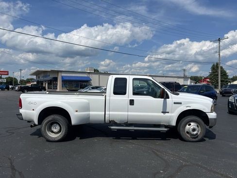 Used 2005 Ford F350 XL image 8