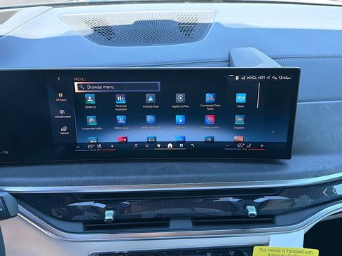 New 2026 BMW X5 xDrive50e w/ Executive Package image 30